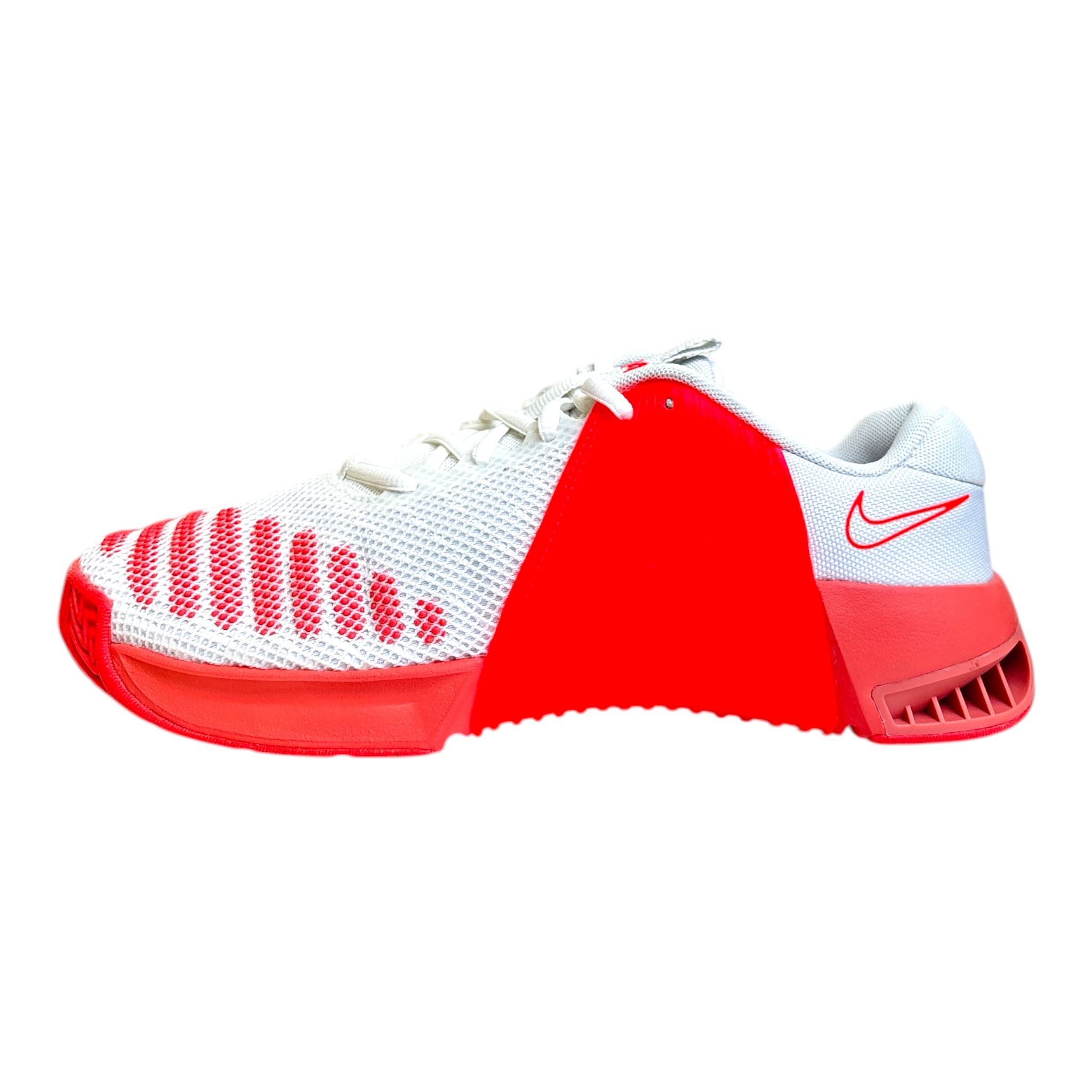 Nike Metcon 9 White/Brt Crimson-Magic Ember - Image 2