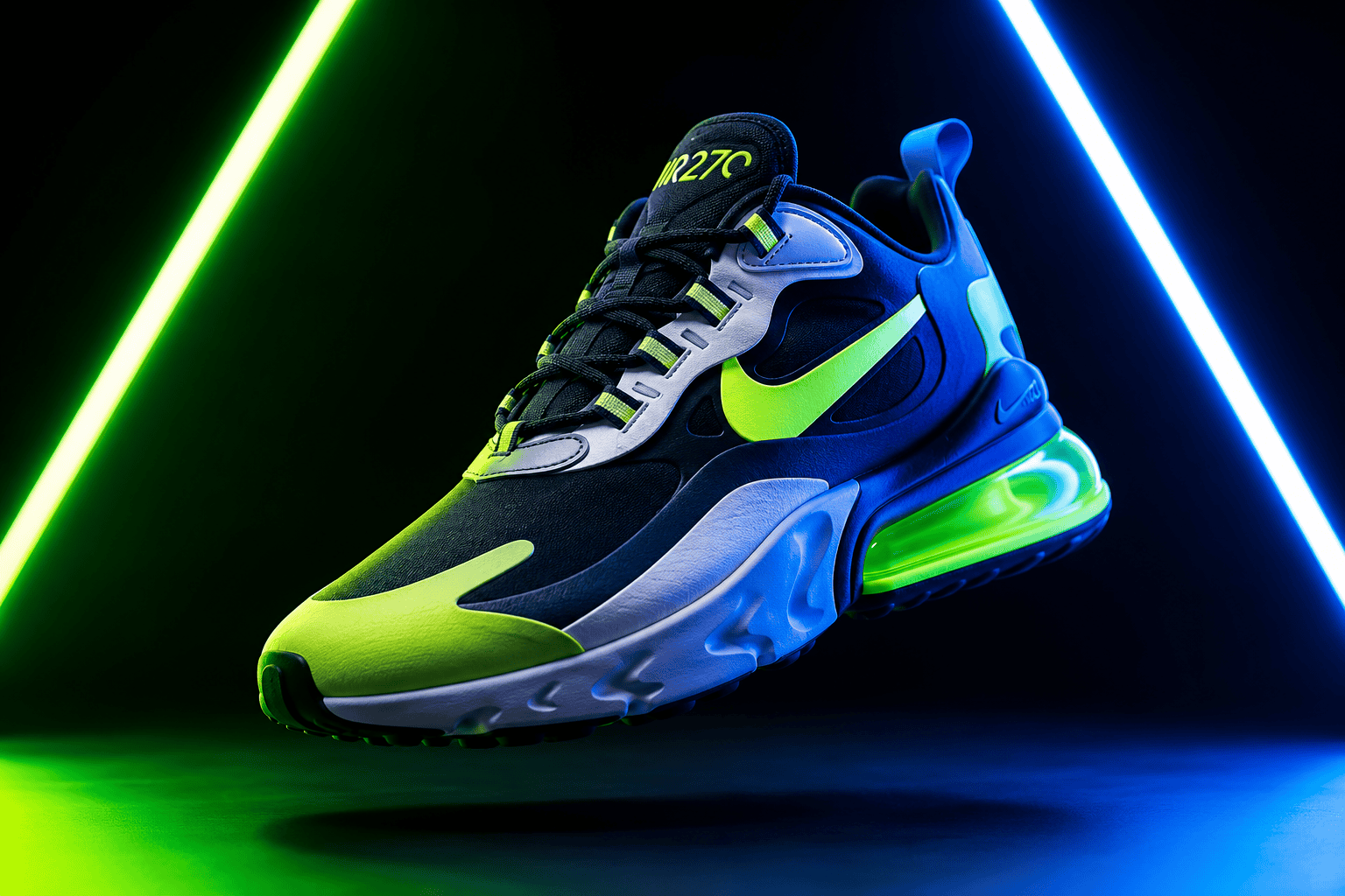 Sneaker popup image